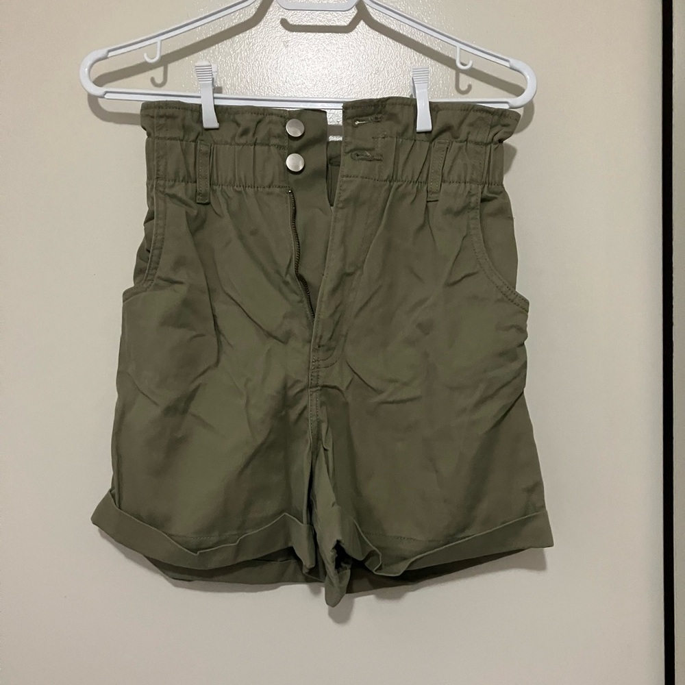 H&M Khaki High-Waisted Women's Shorts